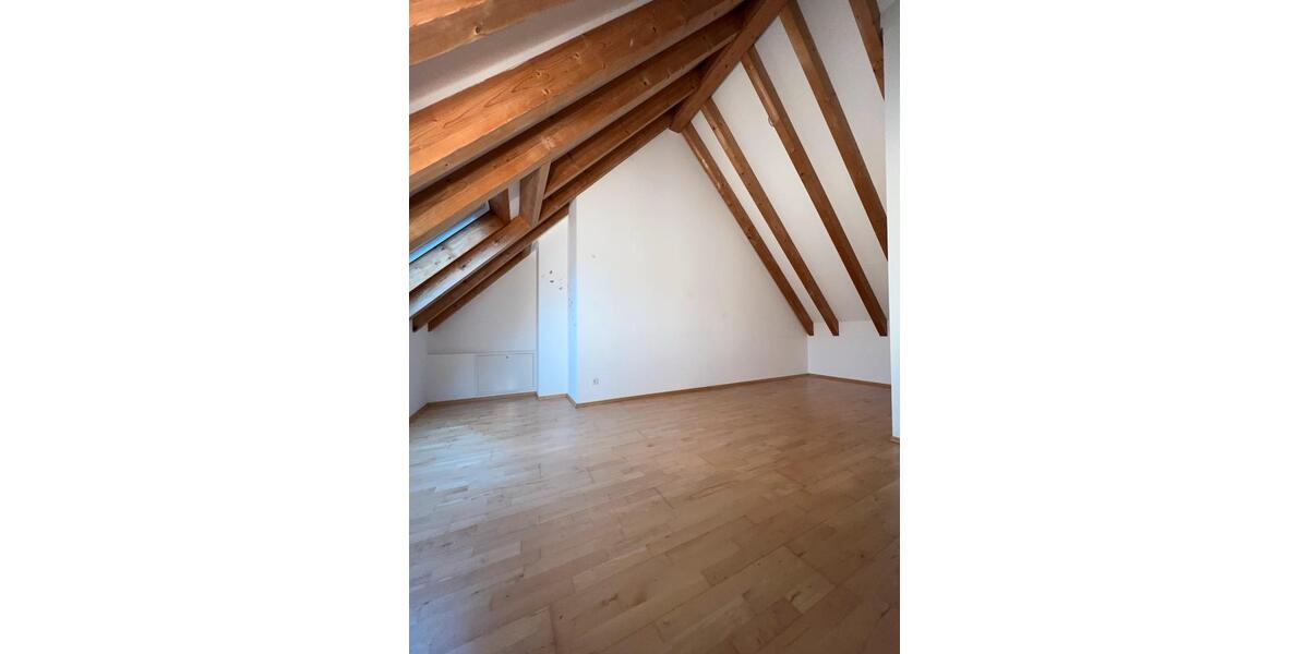 Maisonettenwohnung Wildberg - 4 Zimmer, 125 m&sup2;, 1.500&euro; | Angebot:25354015