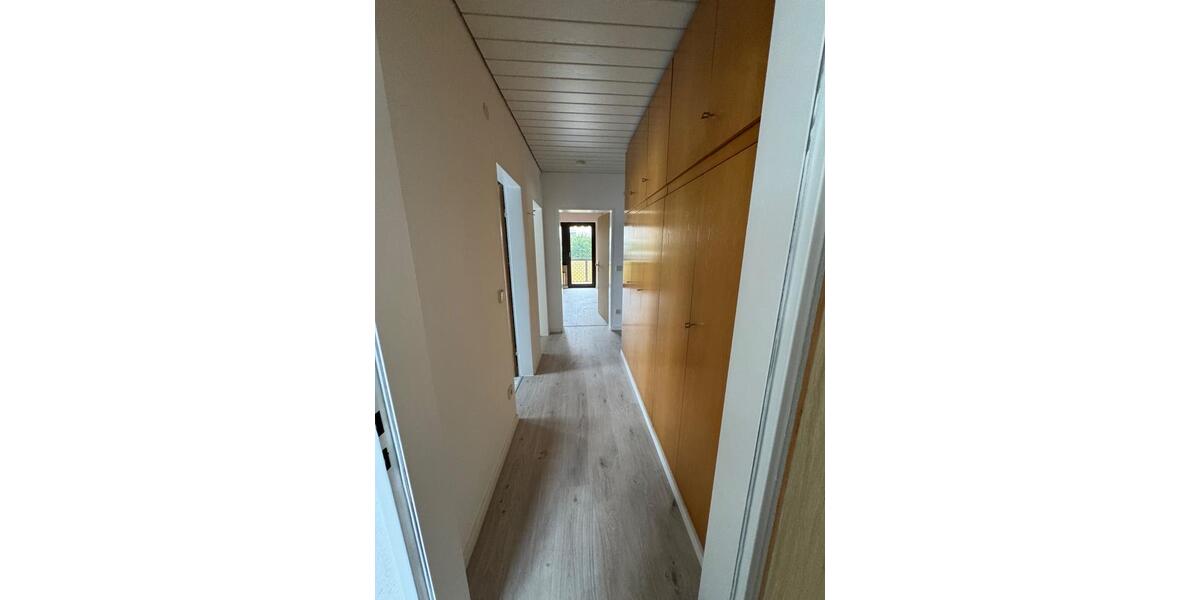 Maisonettenwohnung Böblingen Dagersheim - 5.5 Zimmer, 160 m&sup2;, 1.900&euro; | Angebot:25754375