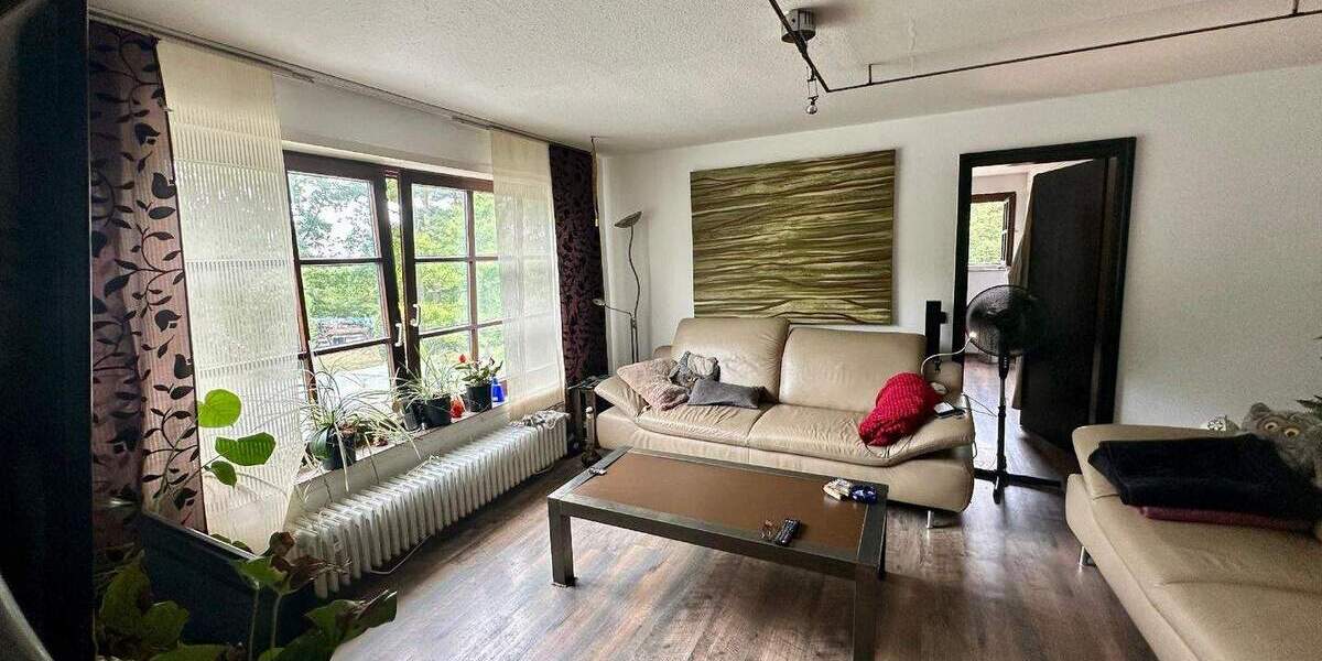 Mehrfamilienhaus, Wohnhaus Ostelsheim - 8 Zimmer, 300 m&sup2;, 1.000.000&euro; | Angebot:25674461