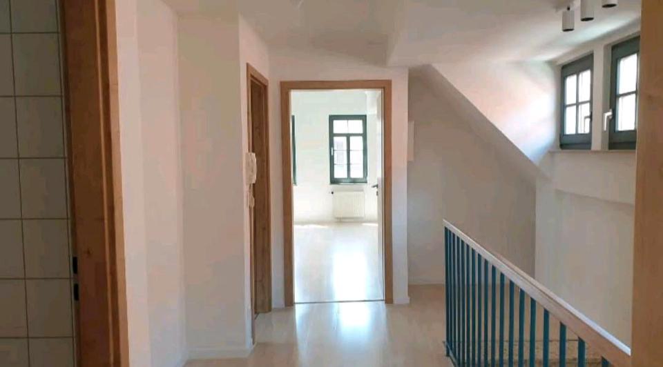 Dachgeschoßwohnung Rottenburg am Neckar - 2 Zimmer, 65 m&sup2;, 269.000&euro; | Angebot:27096426