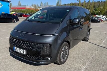 Hyundai STARIA 176.000 km 26.999 &euro; Sindelfingen 71065