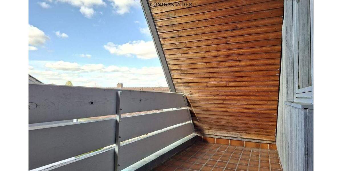 Einfamilienhaus Böblingen Dagersheim - 9 Zimmer, 200 m&sup2;, 730.000&euro; | Angebot:25671732