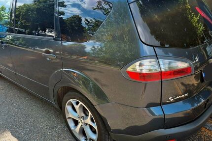 Ford S-Max 324.200 km 1.500 &euro; Filderstadt 70794