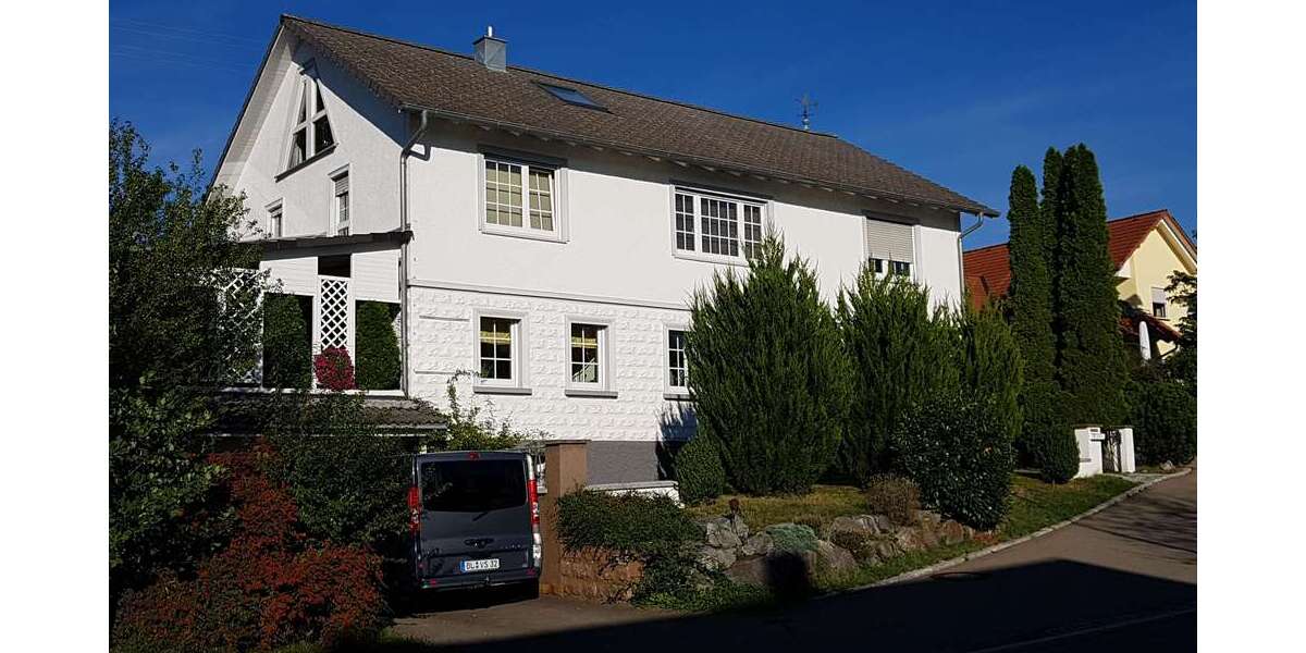 Einfamilienhaus Bisingen - 9 Zimmer, 308 m&sup2;, 649.000&euro; | Angebot:25430727