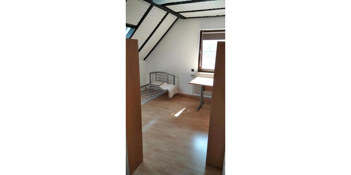Dachgeschoßwohnung Reutlingen Reutlingen (Kernstadt) - 5 Zimmer, 65 m&sup2;, 223.000&euro; | Angebot:27198574