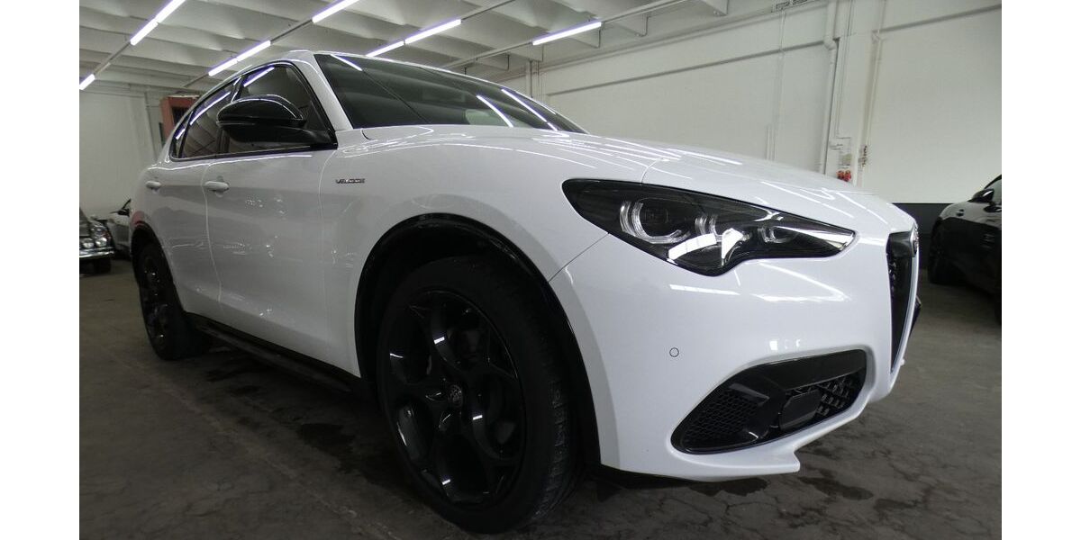 Alfa Romeo Stelvio 71.600 km 31.899 &euro; Metzingen 72555