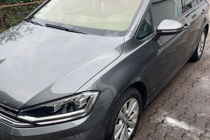 VW Golf Sportsvan 86.200 km 15.900 &euro; Nagold 72202