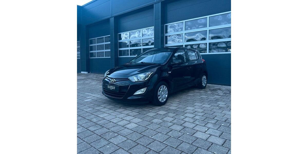 Hyundai i20 149.000 km 3.490 &euro; Burladingen 72393