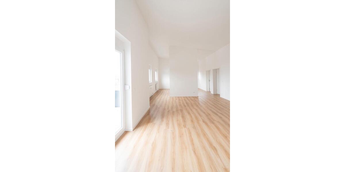 Dachgeschoßwohnung Hechingen - 3 Zimmer, 94 m&sup2;, 1.280&euro; | Angebot:26216355
