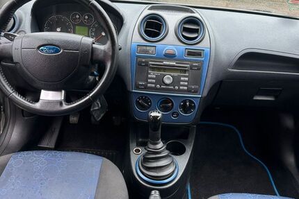 Ford Fiesta 150.322 km 1.400 &euro; Nehren 72147