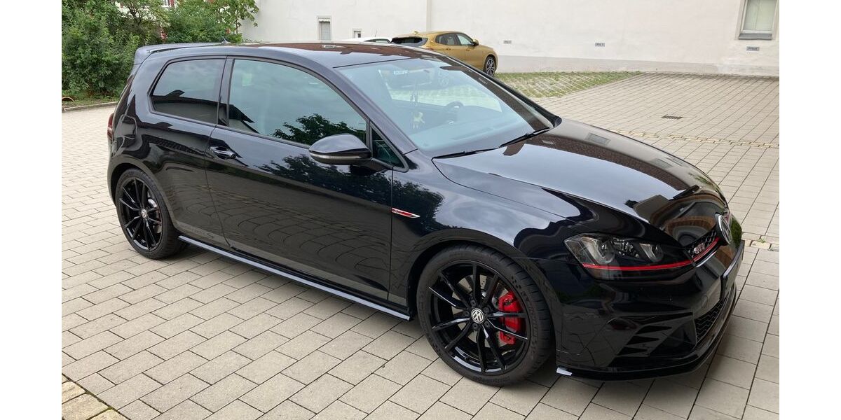 VW Golf 12.500 km 54.900 &euro; Stuttgart 70619