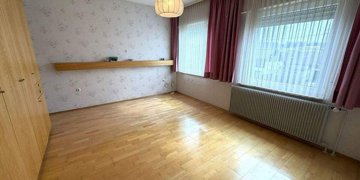 Einfamilienhaus Reutlingen Mittelstadt - 4 Zimmer, 93 m&sup2;, 428.000&euro; | Angebot:25845981