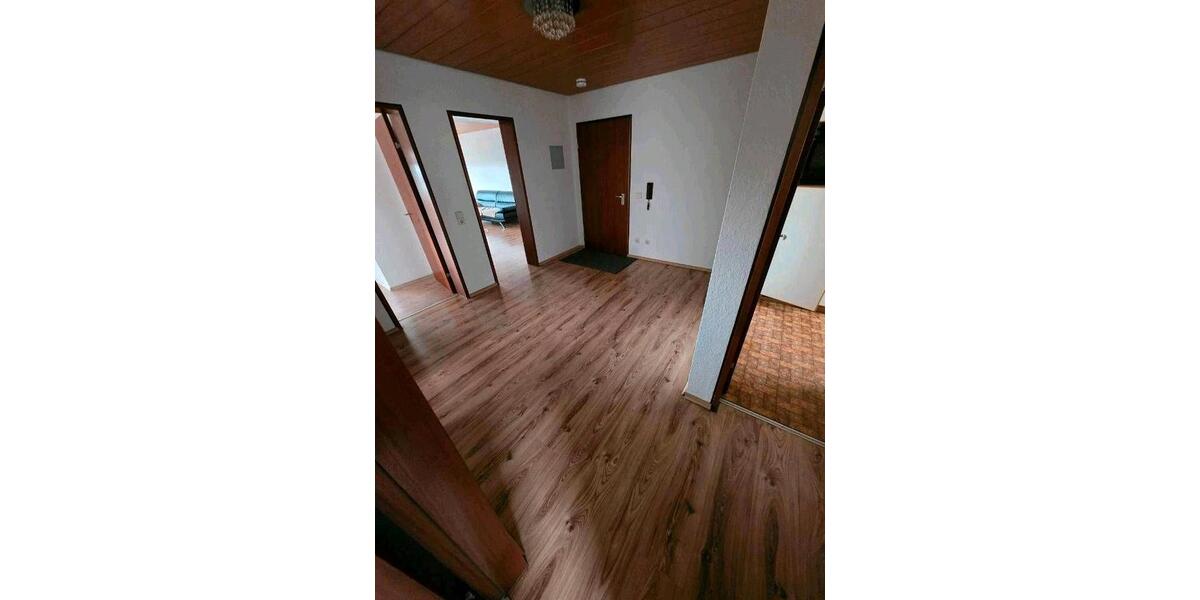 Hochparterre Jettingen - 3 Zimmer, 80 m&sup2;, 270.000&euro; | Angebot:25960897