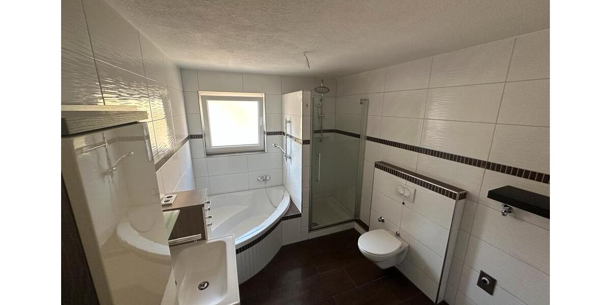 Maisonettenwohnung Herrenberg - 7 Zimmer, 157 m&sup2;, 580.000&euro; | Angebot:26987265
