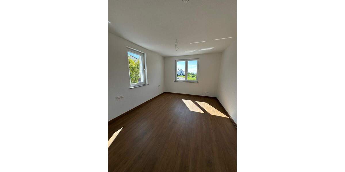 Etagenwohnung Herrenberg-Oberjesingen Oberjesingen - 4 Zimmer, 104 m&sup2;, 495.000&euro; | Angebot:25692036