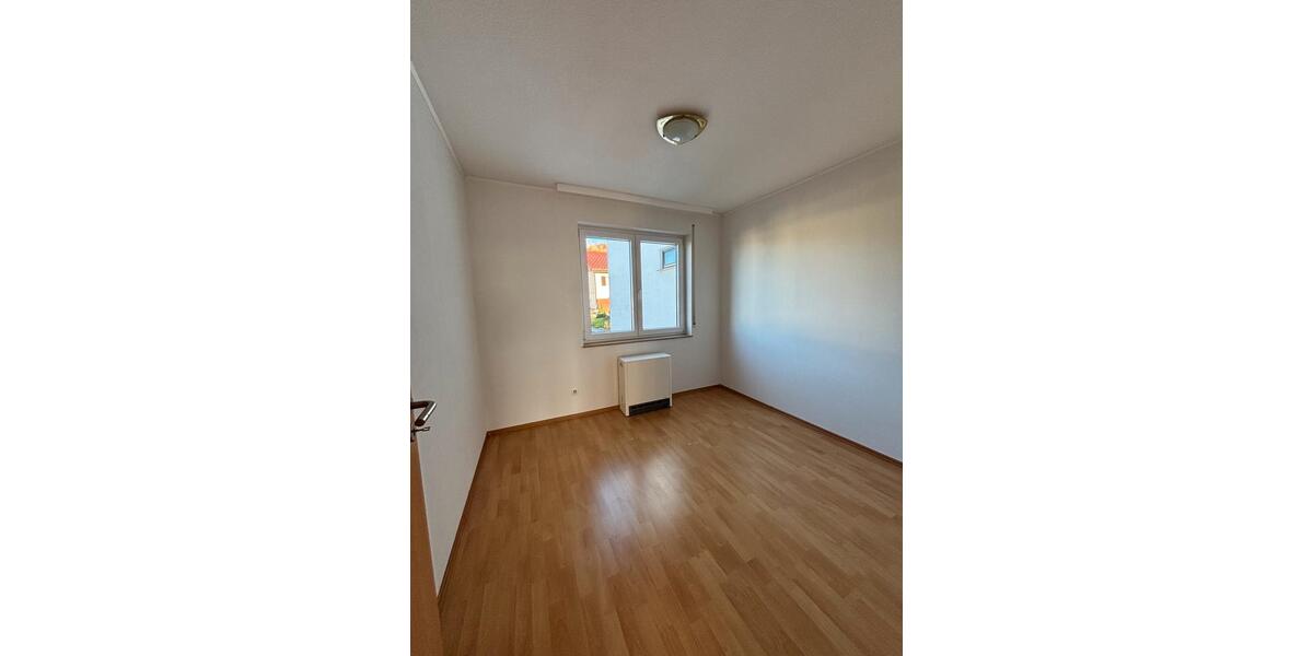 Terrassenwohnung Bisingen - 4.5 Zimmer, 100 m&sup2;, 275.000&euro; | Angebot:25841409