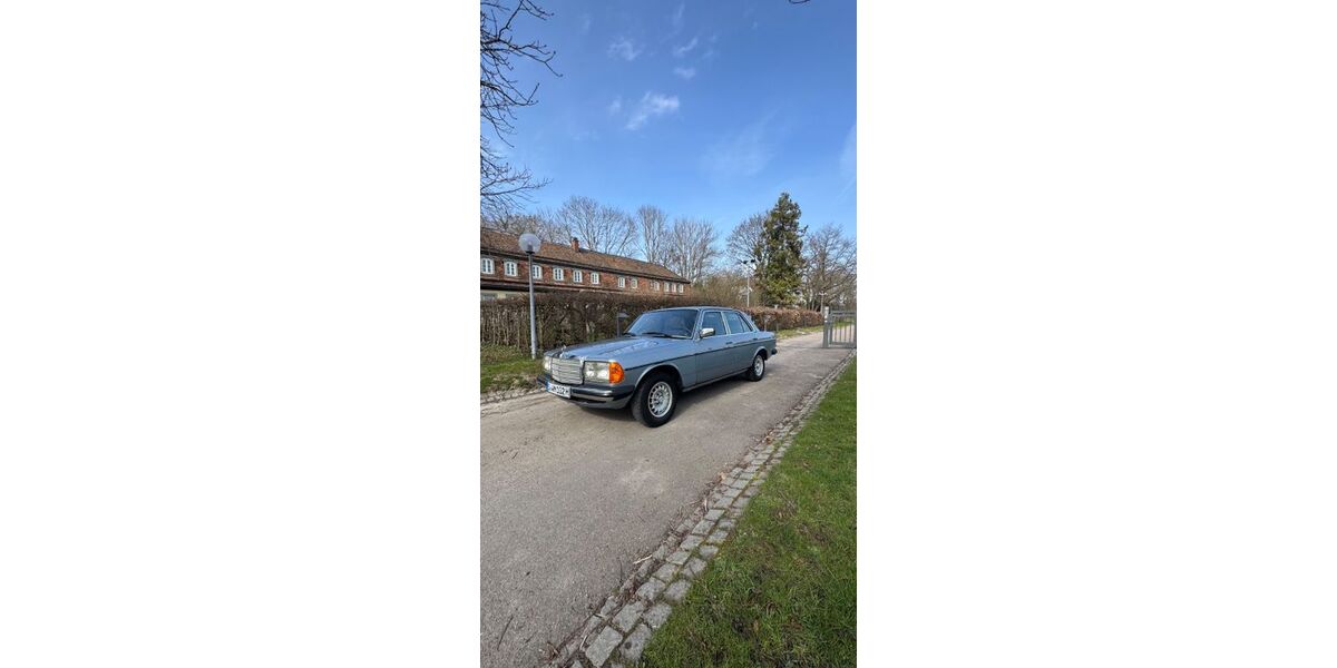 Mercedes-Benz 230 159.000 km 19.900 &euro; Stuttgart 70174