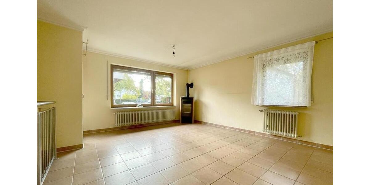 Erdgeschoßwohnung Metzingen - 4 Zimmer, 106 m&sup2;, 1.180&euro; | Angebot:26477082