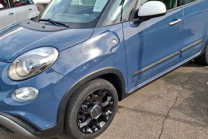 Fiat 500L 48.000 km 12.700 &euro; Bad Urach 72574