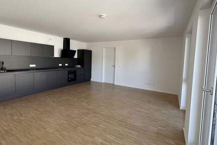 Wohnung Stuttgart Untertürkheim - 3 Zimmer, 84 m&sup2;, 1.490&euro; | Angebot:25665160