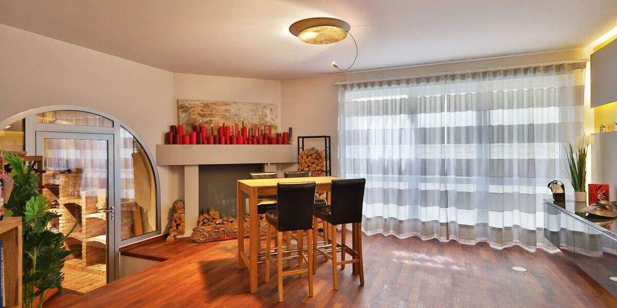 Einfamilienhaus Nufringen - 6 Zimmer, 311 m&sup2;, 1.700.000&euro; | Angebot:25682133
