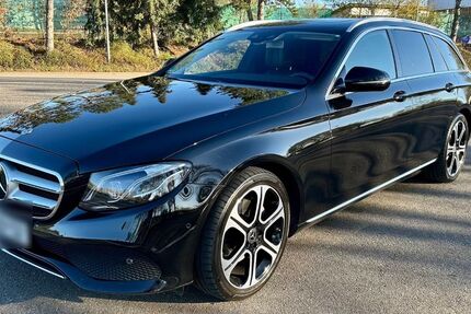 Mercedes-Benz E 250 118.000 km 27.699 &euro; Großbettlingen 72663