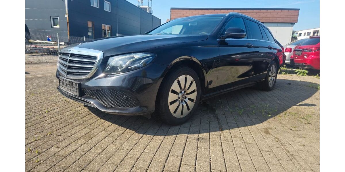 Mercedes-Benz E 220 500.000 km 9.950 &euro; Tübingen 72072