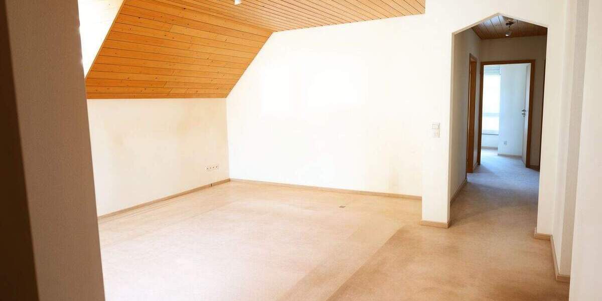 Etagenwohnung Hechingen - 4 Zimmer, 96 m&sup2;, 239.000&euro; | Angebot:25684933