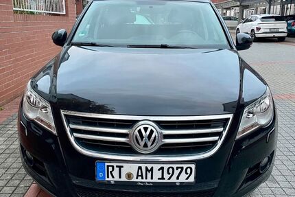 VW Tiguan 106.000 km 9.499 &euro; Lichtenstein 72805