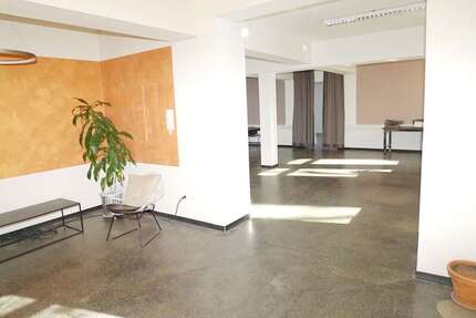 Gewerbeobjekt Stuttgart Lehen - 2.250&euro; | Angebot:25872615