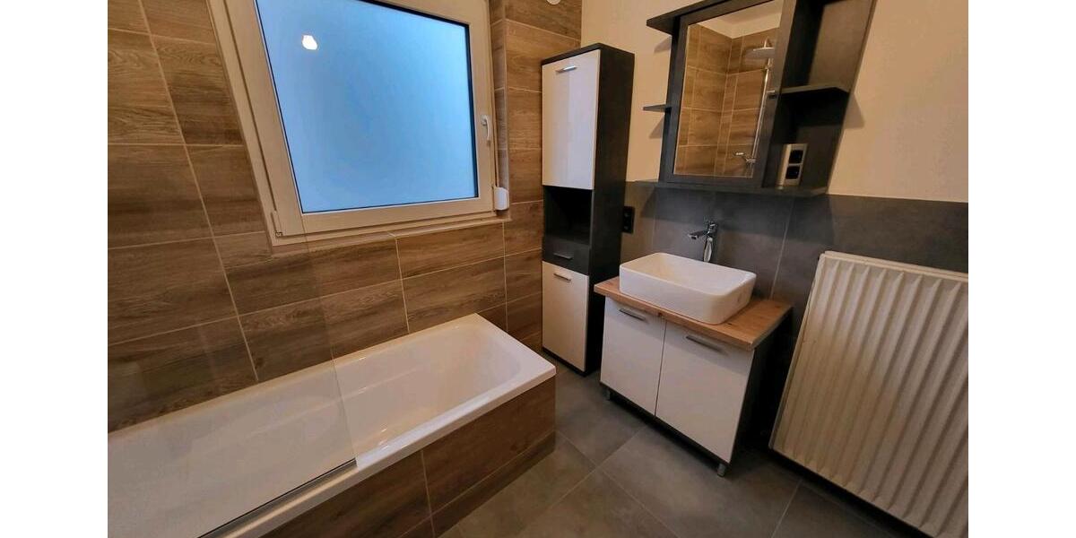 Erdgeschoßwohnung Bad Urach - 2 Zimmer, 40 m&sup2;, 900&euro; | Angebot:26478686