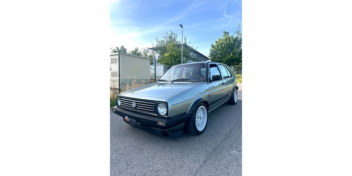 VW Golf 330.000 km 5.890 &euro; Pfullingen 72793
