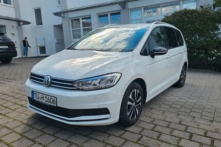 VW Touran 142.000 km 22.000 &euro; Reutlingen 72766
