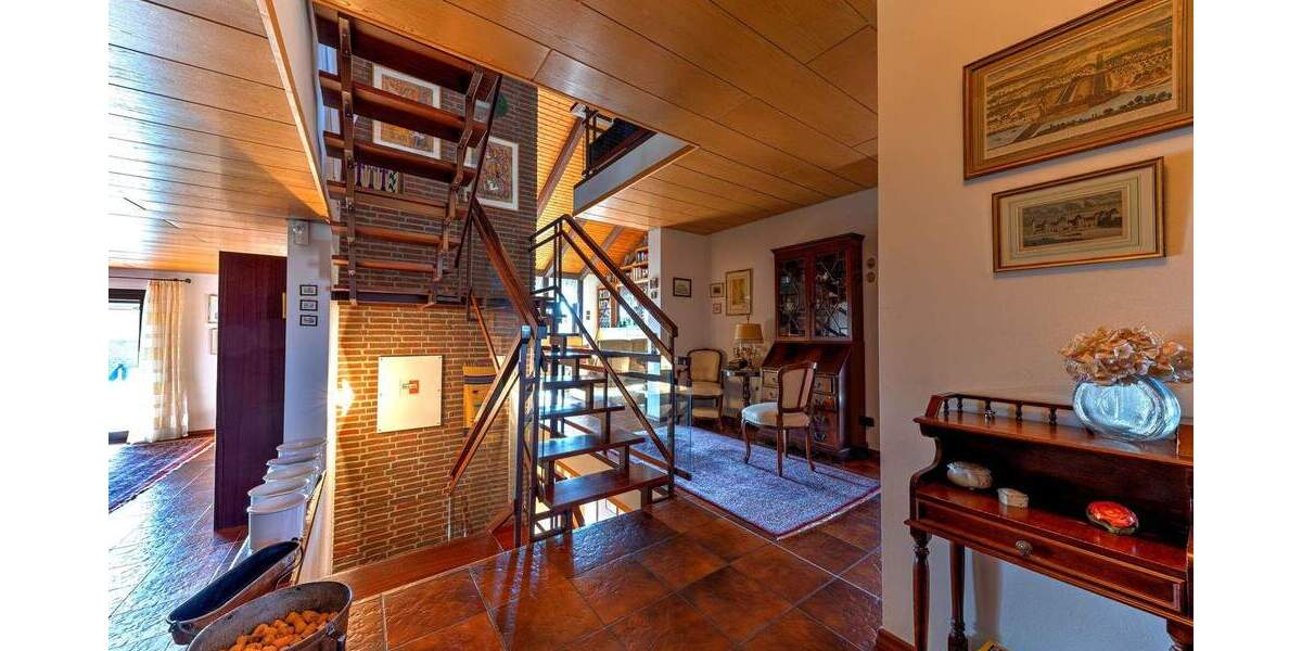 Einfamilienhaus Aidlingen Deufringen - 7 Zimmer, 333 m&sup2;, 925.000&euro; | Angebot:25800930