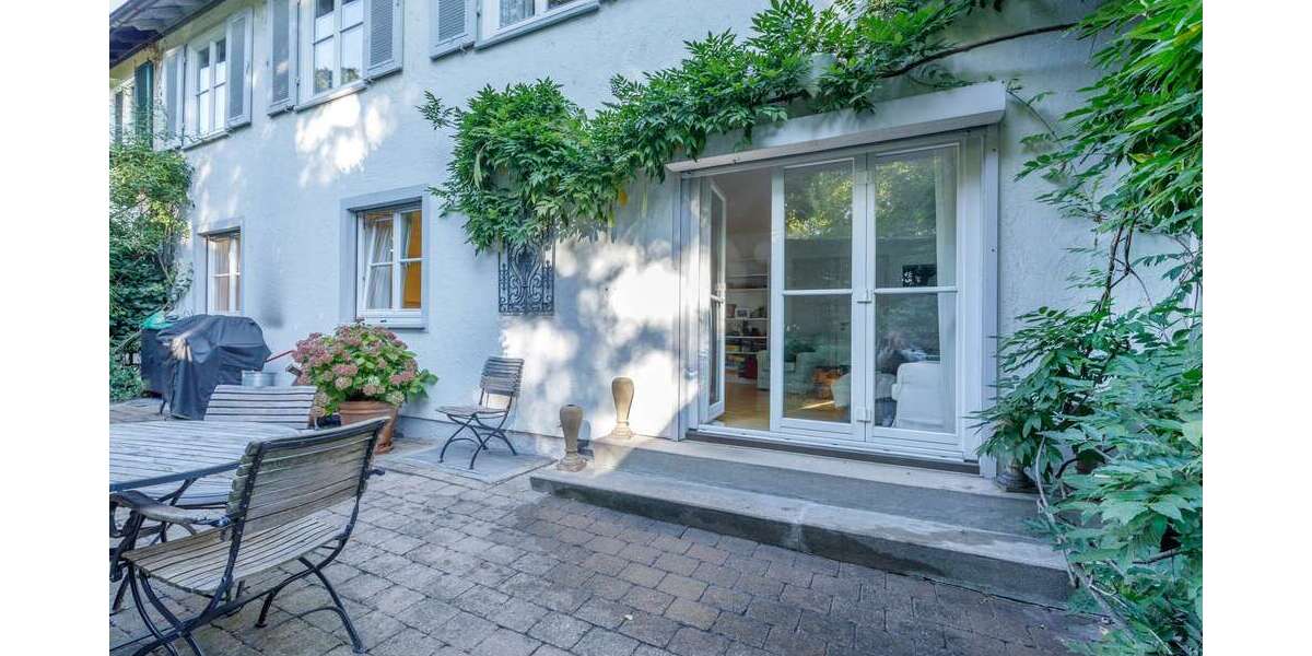 Einfamilienhaus Stuttgart Stuttgart-West - 8 Zimmer, 270 m&sup2;, 2.490.000&euro; | Angebot:25485907