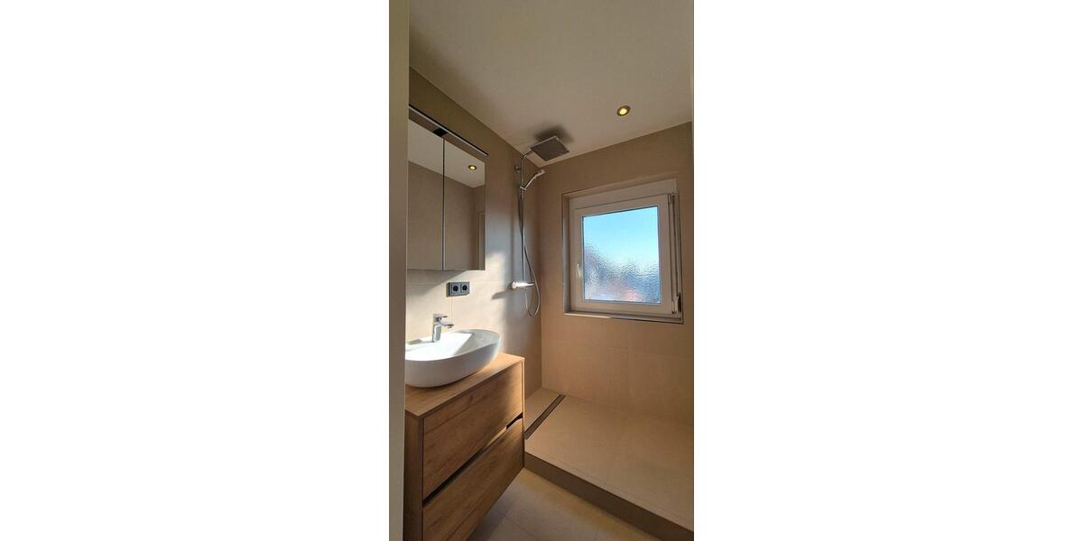 Dachgeschoßwohnung Stuttgart Stuttgart-West - 3 Zimmer, 53 m&sup2;, 1.250&euro; | Angebot:25902068