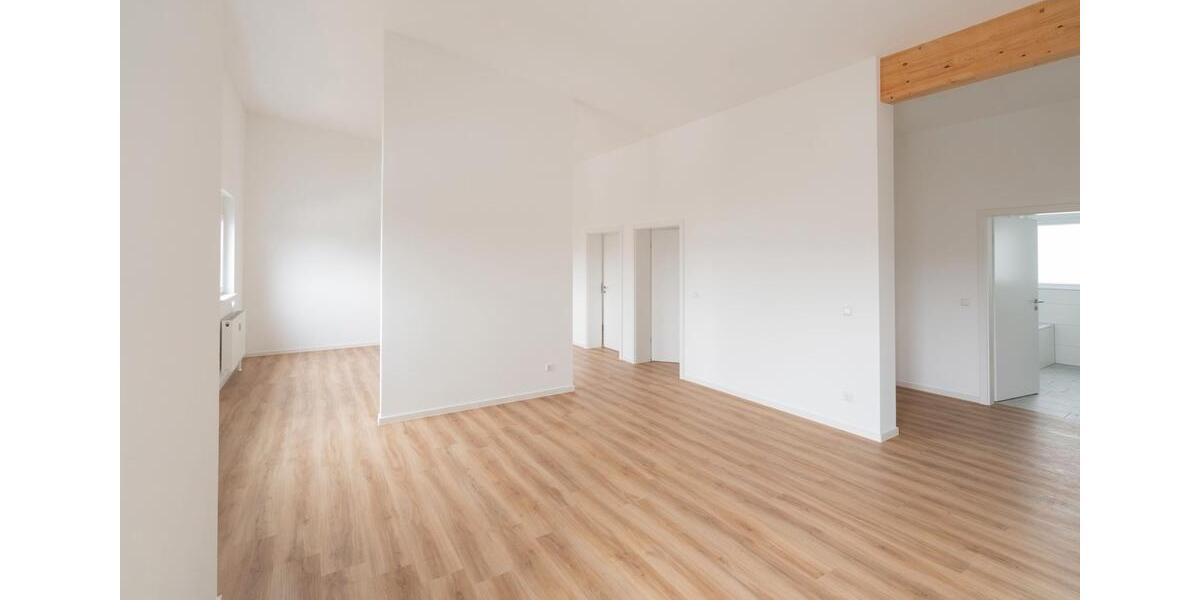 Dachgeschoßwohnung Hechingen - 3 Zimmer, 94 m&sup2;, 1.280&euro; | Angebot:26216355