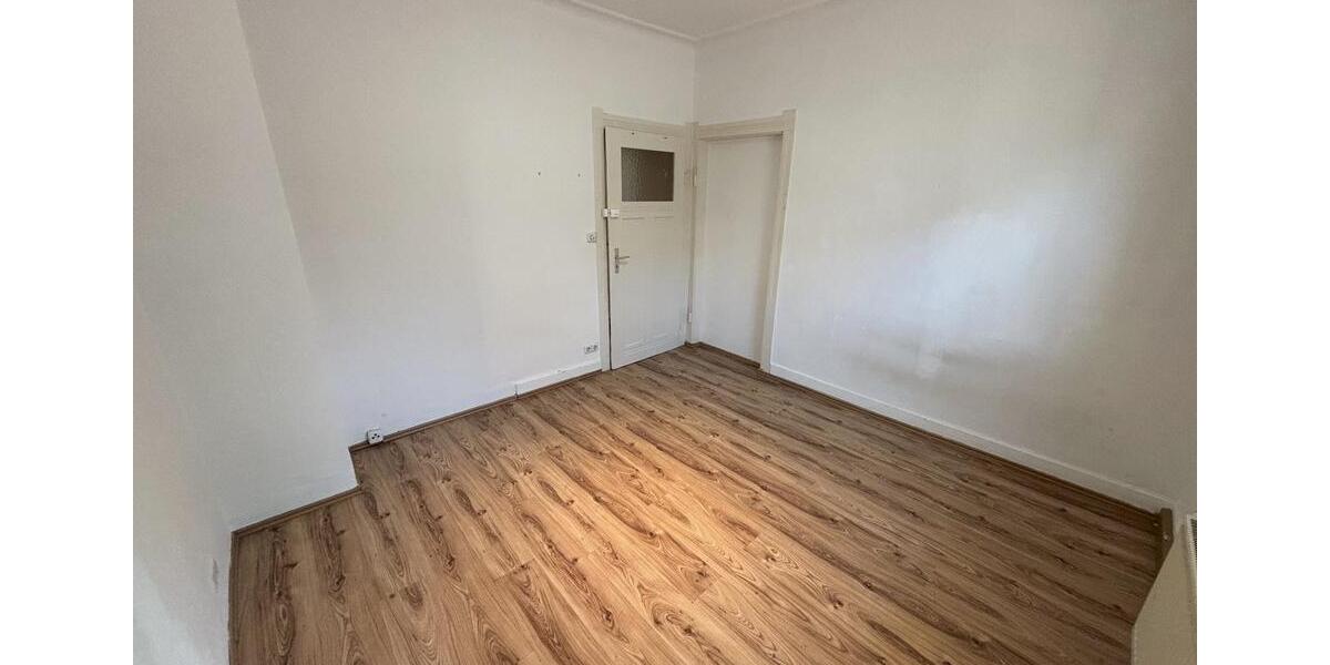 Erdgeschoßwohnung Stuttgart Bopser - 3 Zimmer, 63 m&sup2;, 1.100&euro; | Angebot:25883031