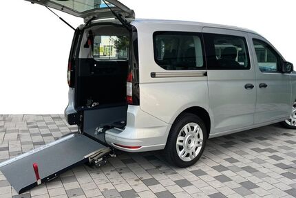 Ford Grand Tourneo 12.987 km 41.990 &euro; Leinfelden-Echterdingen 70771