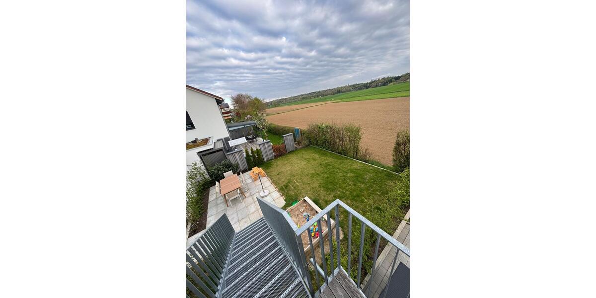 Etagenwohnung Rottenburg am Neckar - 4 Zimmer, 123 m&sup2;, 1.950&euro; | Angebot:26438227