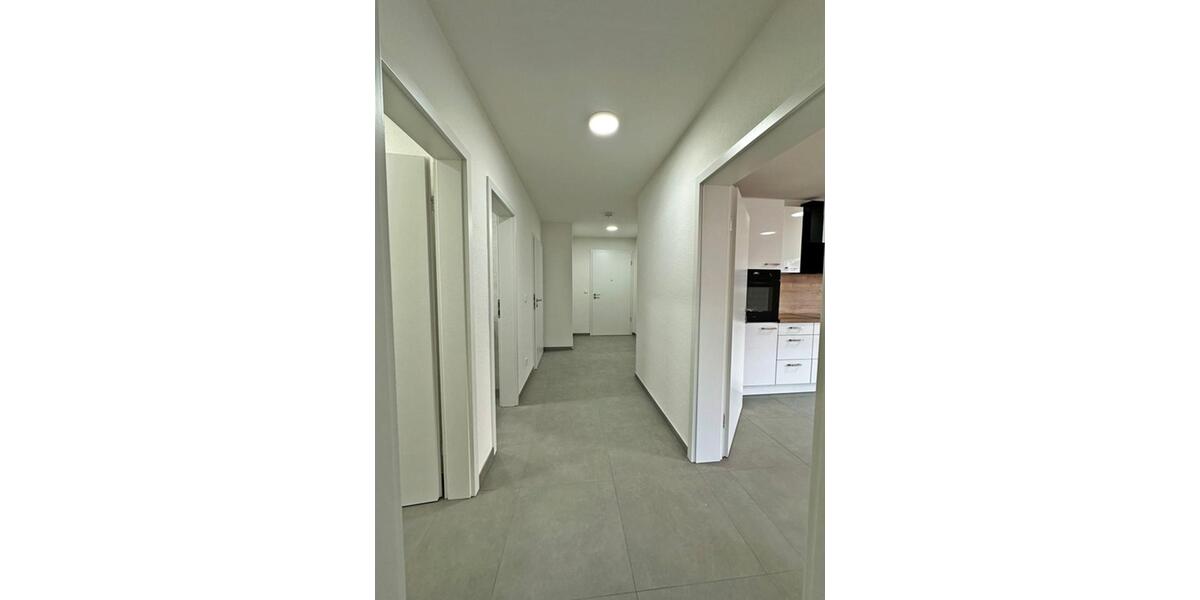 Etagenwohnung Gäufelden - 3 Zimmer, 88 m&sup2;, 1.300&euro; | Angebot:25857979