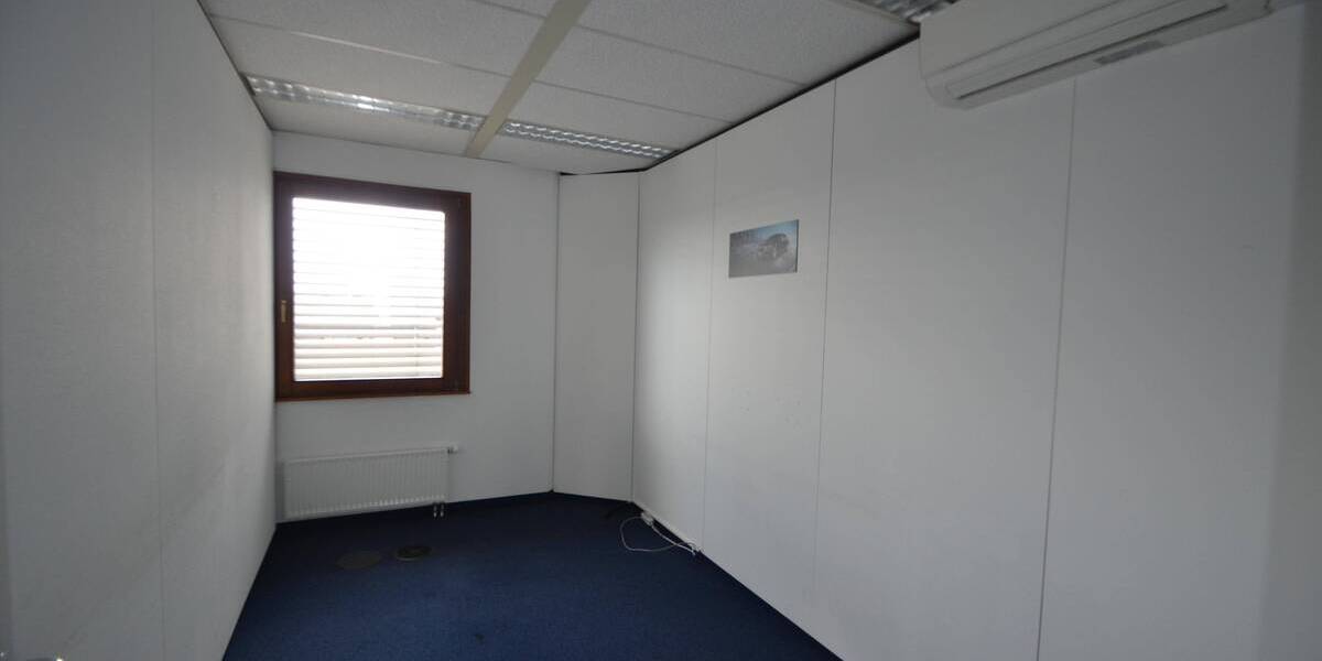 Gewerbeobjekt Böblingen Dagersheim - 2.005&euro; | Angebot:25704173