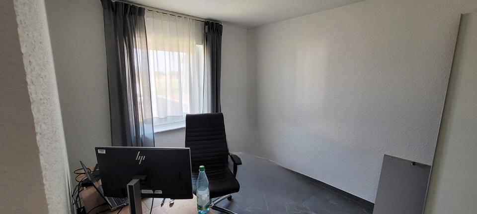 Etagenwohnung Gärtringen - 5 Zimmer, 100 m&sup2;, 1.800&euro; | Angebot:27547188