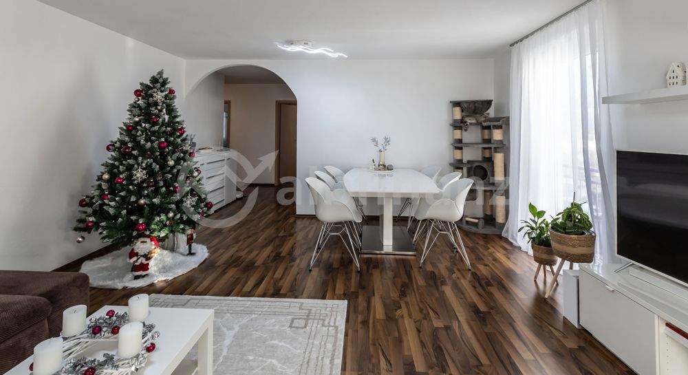 Etagenwohnung Metzingen - 4 Zimmer, 106 m&sup2;, 399.000&euro; | Angebot:25743275