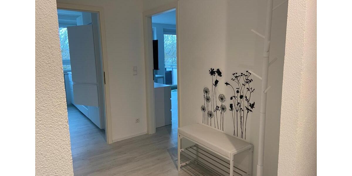 Dachgeschoßwohnung Sindelfingen Sindelfingen (Stadt) - 2 Zimmer, 50 m&sup2;, 1.200&euro; | Angebot:25381272