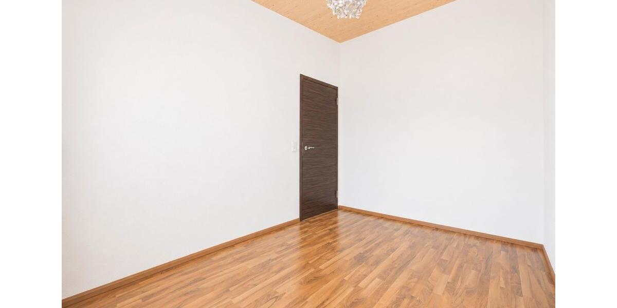Einfamilienhaus Gärtringen - 4.5 Zimmer, 125 m&sup2;, 569.000&euro; | Angebot:27166510