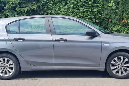 Fiat Tipo 80.000 km 9.600 &euro; Bad Urach- Sirchingen 72574