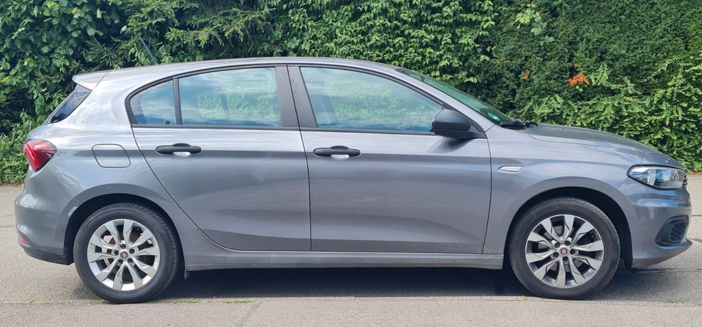 Fiat Tipo 80.000 km 9.600 &euro; Bad Urach- Sirchingen 72574