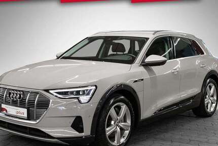 Audi e-tron 52.280 km 31.360 &euro; Stuttgart-Vaihingen 70563