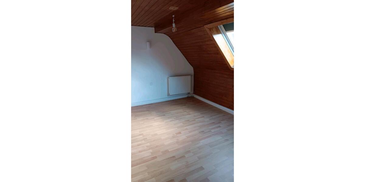 Etagenwohnung Böblingen Dagersheim - 5 Zimmer, 108 m&sup2;, 1.450&euro; | Angebot:25298770